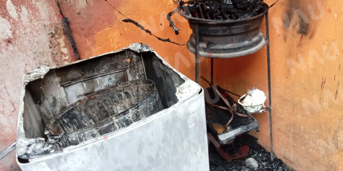 Atiende bomberos conato de incendio