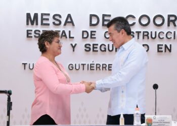 Unidades de Rescate Aéreo contribuyen en traslado de pacientes en situación de emergencia: Rutilio Escandón