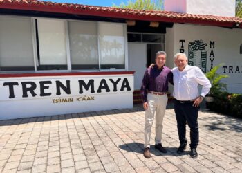 Acompaña Rutilio Escandón al presidente AMLO en reunión de evaluación del Tramo 1 del Tren Maya