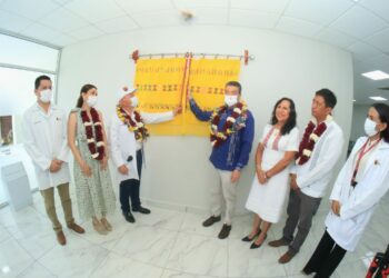 Inaugura Rutilio Escandón reconversión del Hospital Básico Comunitario “Dr. Rafael Alfaro González”, de Pijijiapan