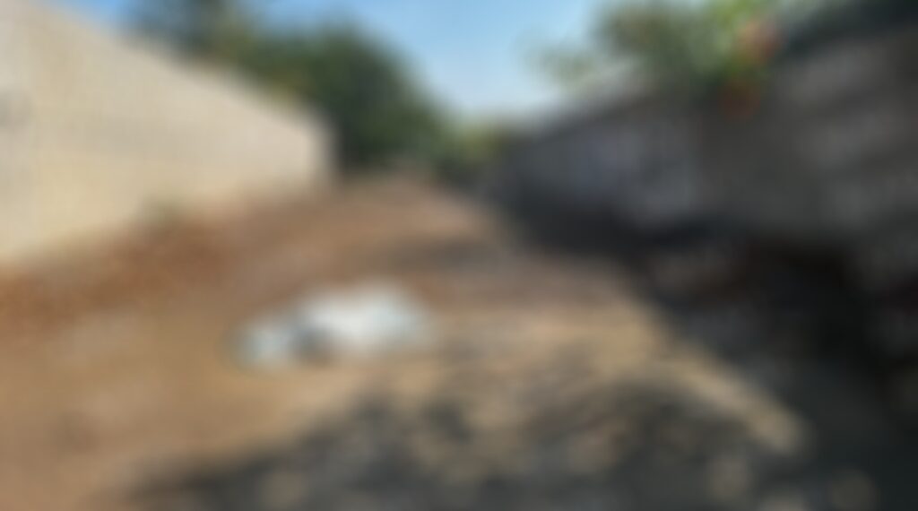 Muere indigente al golpearse la cabeza