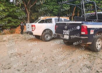 Escapó por la puerta falsa en su domicilio