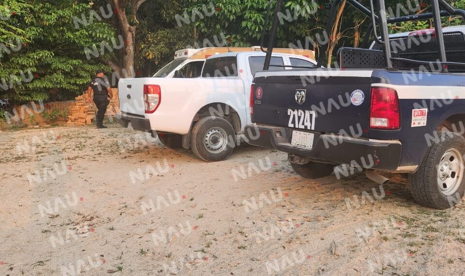 Escapó por la puerta falsa en su domicilio