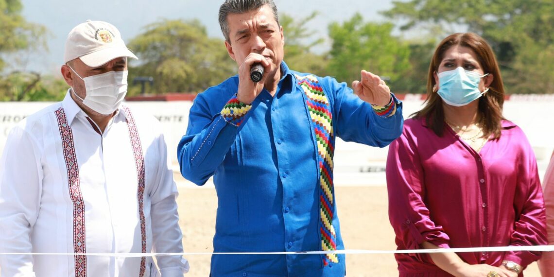 Beneficia Rutilio Escandón a localidad Jesús María Garza, Villaflores, con Planta de Tratamiento de Aguas Residuales