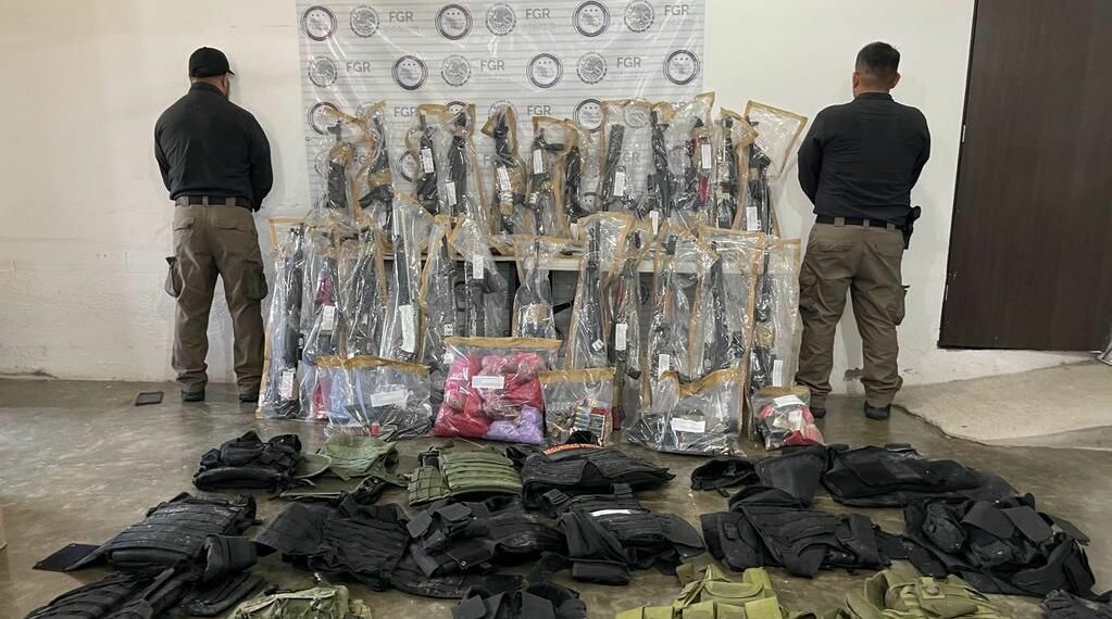 EN CATEO FGR ASEGURA A UNA PERSONA Y 29 ARMAS EN CHIAPAS