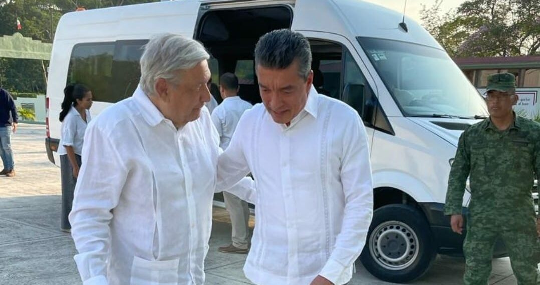 Asiste Rutilio Escandón a reunión de evaluación del Tren Maya, encabezada por el presidente AMLO