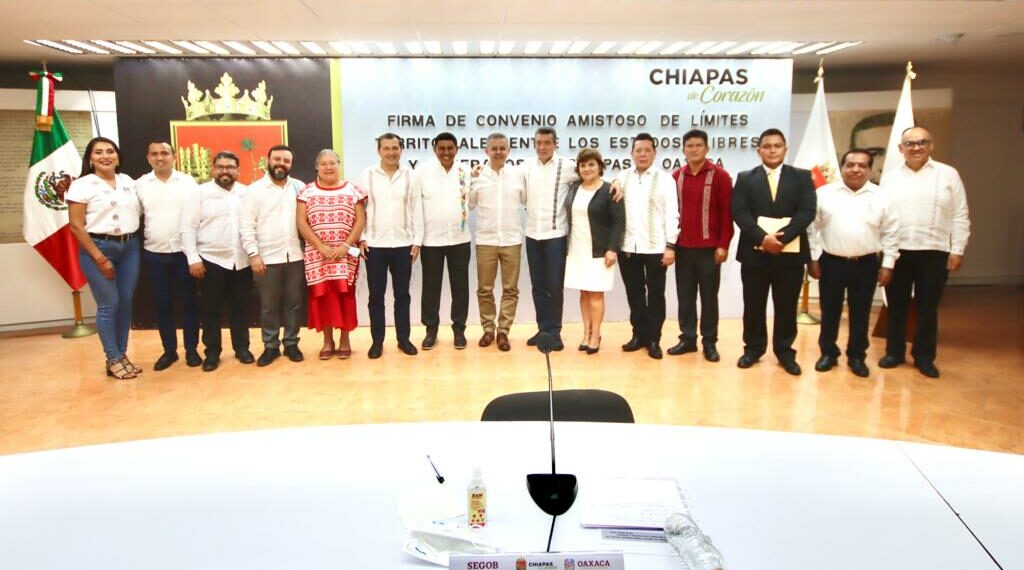 Rutilio Escandón y Salomón Jara firman Convenio Amistoso para finalizar conflictos entre Chiapas y Oaxaca