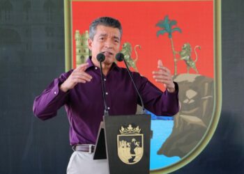 Junto a AMLO estamos sacando adelante la educación de Chiapas: Rutilio Escandón