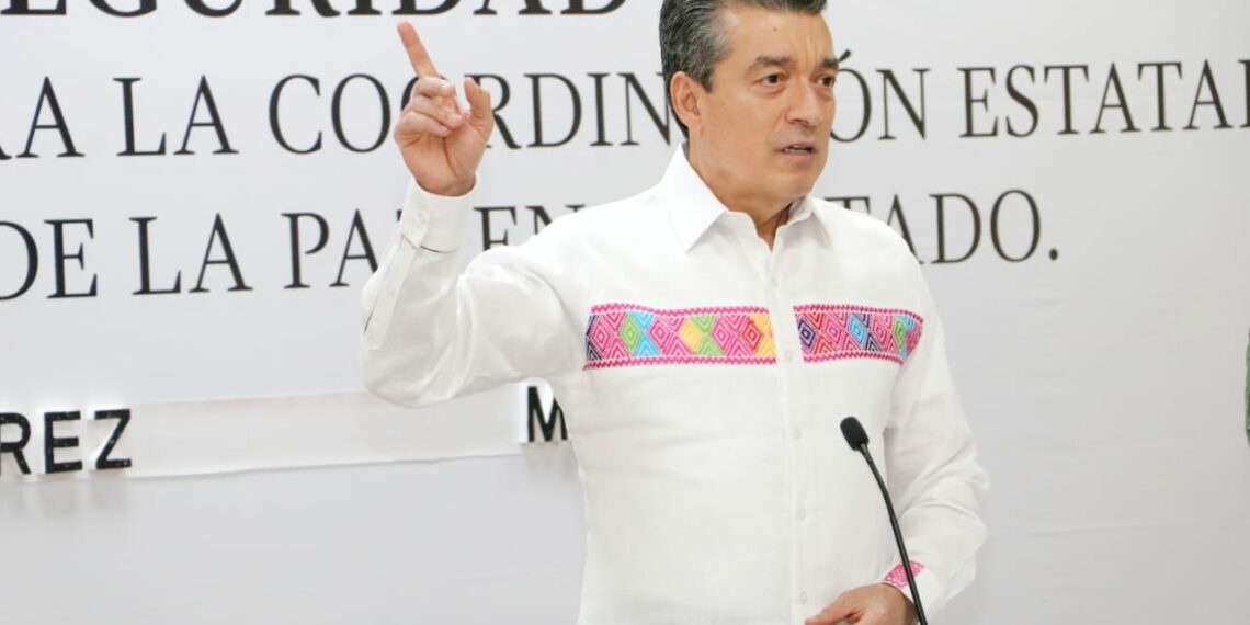 Reconoce Rutilio Escandón esfuerzo conjunto para apagar el incendio en el cerro Mactumactzá