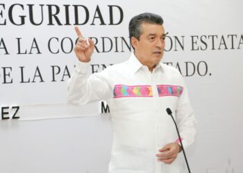 Reconoce Rutilio Escandón esfuerzo conjunto para apagar el incendio en el cerro Mactumactzá