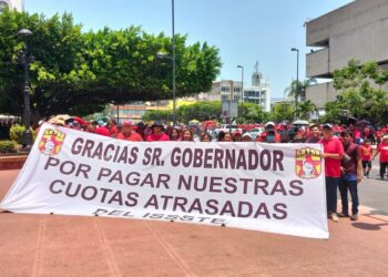 Trabajadores de las diferentes secciones sindicales de Salud reconocen avances en la administración estatal; exigen mejorar servicios del Issste