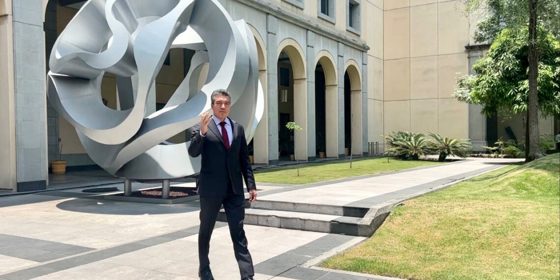 Asiste Rutilio Escandón a reunión convocada por el presidente AMLO sobre reconstrucción de viviendas