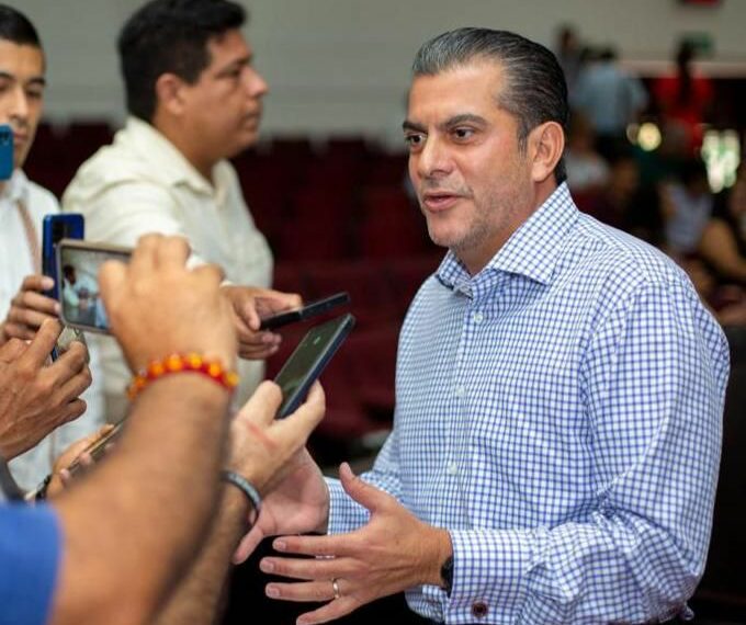 Exhorta Yamil Melgar a funcionarios a seguir actuando bajo los principios de transparencia y rendición de cuentas