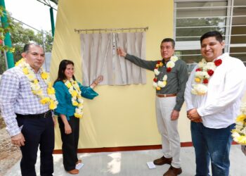 Con respaldo de AMLO atendemos las necesidades prioritarias del sector educativo: Rutilio Escandón