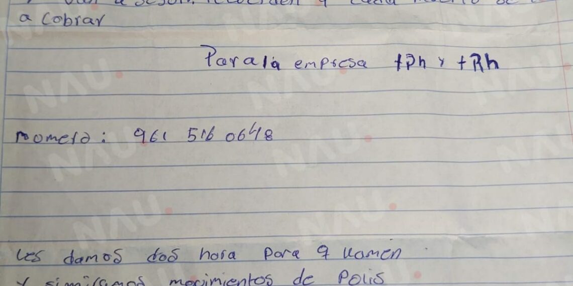 Mantienen acosos cobradores del impuesto criminal a transportistas, dejan mensaje