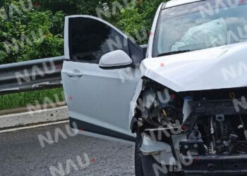 Solo daños materiales dejó accidente en la entrada de bonanza