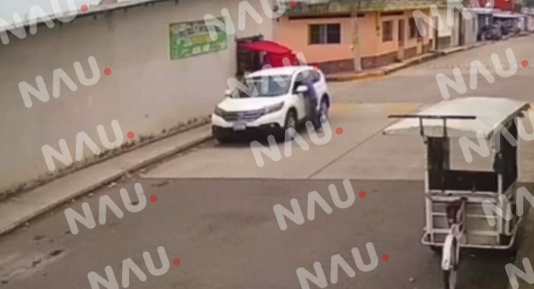 “Vídeo” Triciclero mano larga se roba un celular en Cacahoatan