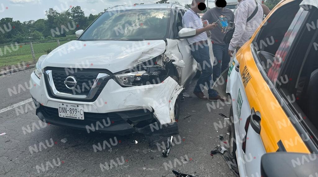 Choque por alcance deja daños por más de 30 mil pesos