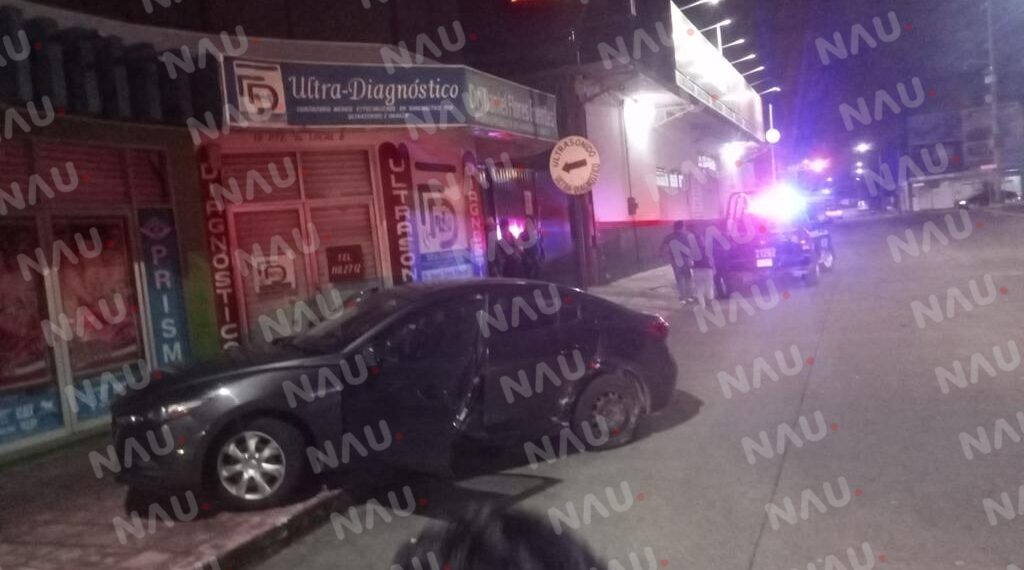 Choque deja una mujer lesionada