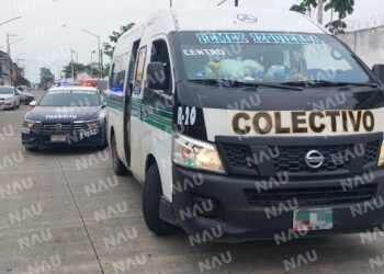 Solo daños en choque de combi y particular