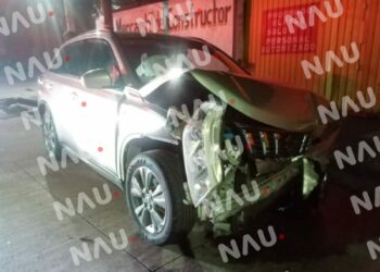 Dos lesionados deja un accidente en la tercera avenida Sur y 14 calle Oriente