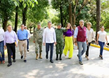 Es un honor servir a las y los soldados de México y sus familias: Rutilio Escandón