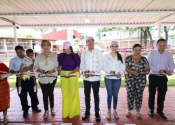 Visita Rutilio Escandón Centro de Equinoterapia de Tapachula