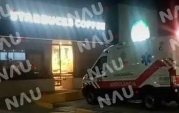 Festejaba su cumpleaños en café Starbucks y le cayó un tubo en la cabeza