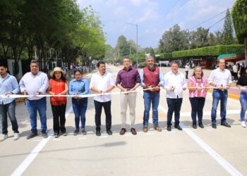 En Comitán, Rutilio Escandón inaugura vialidad que mejora movilidad y conectividad de 25 barrios