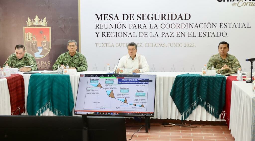 Aeronaves oficiales siguen auxiliando en materia de salud, seguridad y protección civil: Rutilio Escandón