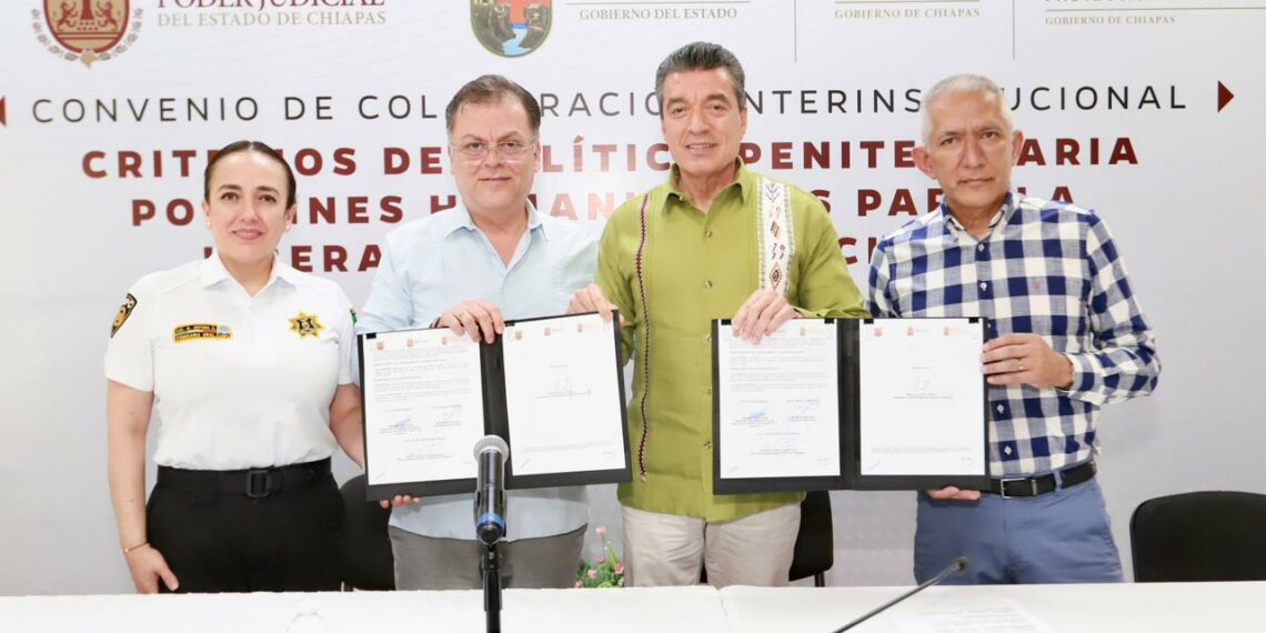 Atestigua Rutilio Escandón convenio a favor de personas adultas mayores o enfermas, privadas de su libertad