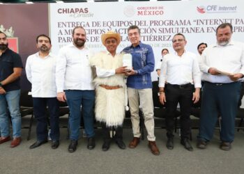 Rutilio Escandón activa simultáneamente Internet para Todas y Todos en parques de Tuxtla Gutiérrez