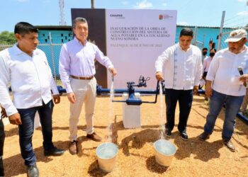 Beneficia Rutilio Escandón con Sistema de Agua Potable a habitantes de Nuevo Sonora, Palenque