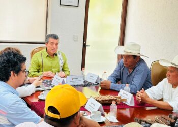 Se reúne Rutilio Escandón con representantes de la OCEZ-Casa del Pueblo de Venustiano Carranza
