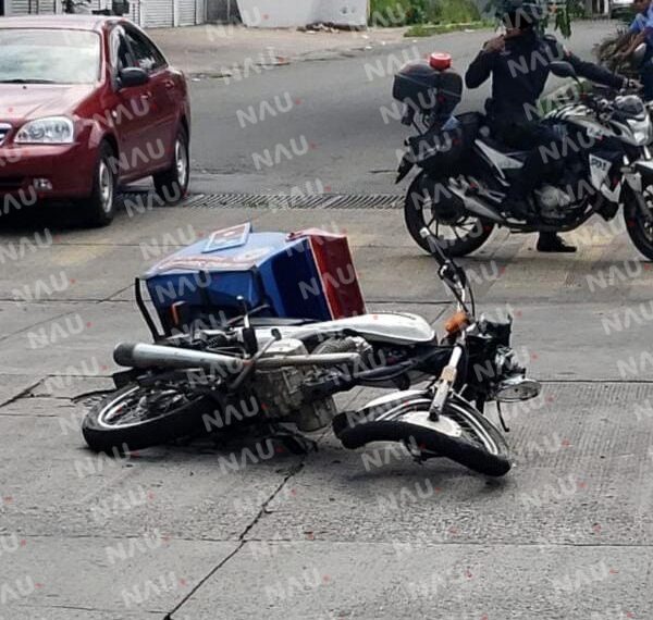 Repartidor de Domino’s pizza muere al ser arrollado por una camioneta