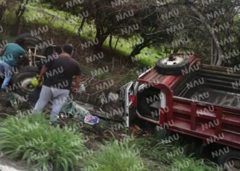 Mueren cuatro maestros en accidente