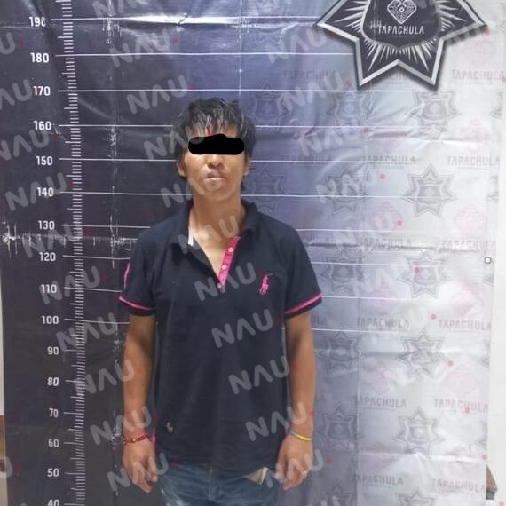 Golpeó a su hermana y causó daños en su casa