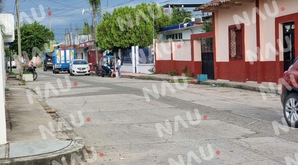 Asaltan a vendedora de comida y a un joven