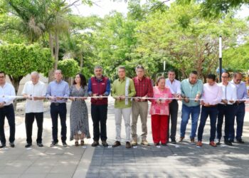 Inaugura Rutilio Escandón 2ª etapa de la Vialidad Pacificada al margen Norte del río Sabinal