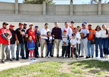 Inaugura Rutilio Escandón la renovación de la Unidad Deportiva de Comitán de Domínguez