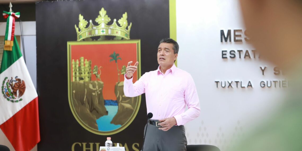 No bajar la guardia y mantener medidas de prevención ante las lluvias, pide Rutilio Escandón