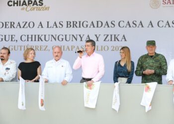 Rutilio Escandón da banderazo de salida a brigadas casa por casa para prevenir dengue, zika y chikungunya