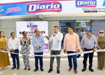 En Palenque, Rutilio Escandón inaugura la Estación de Radio 103.7 FM “La Radio del Diario”