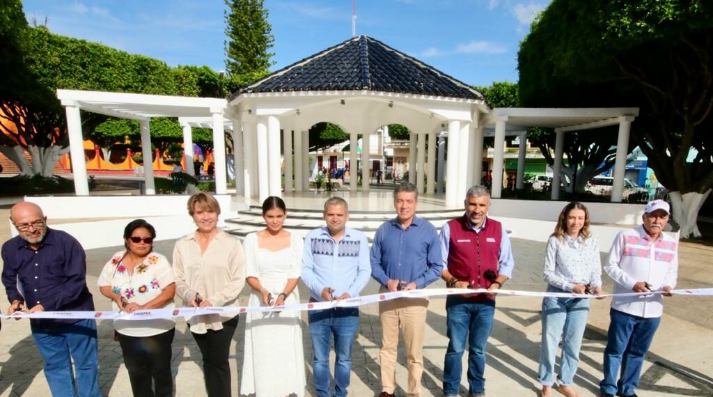 Con apoyos sociales, equipamiento policial y obras, Rutilio Escandón fortalece el bienestar de Las Rosas