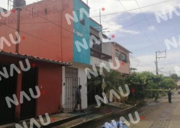 Muere hondureño al recibir una descarga eléctrica y cayó de una segunda planta