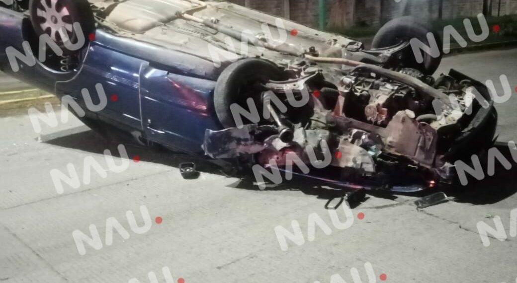 “Vídeo” Quedó volcado en la carretera a Puerto Madero