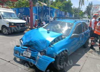 Dos lesionados leves deja accidente en la central oriente y 7 avenida norte sur