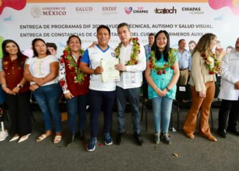 En Reforma, Rutilio Escandón inicia entrega de ayudas técnicas, auxiliares auditivos y prótesis