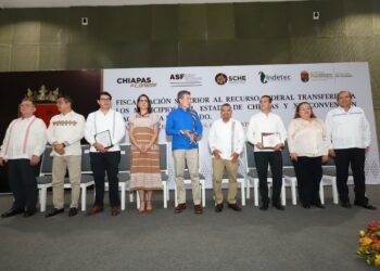 Participa Rutilio Escandón en la XII Convención Hacendaria del Estado