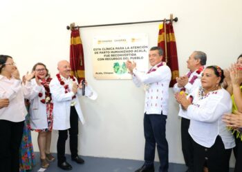 En Acala, Rutilio Escandón inaugura la Clínica para la Atención del Parto Humanizado número 12 en Chiapas